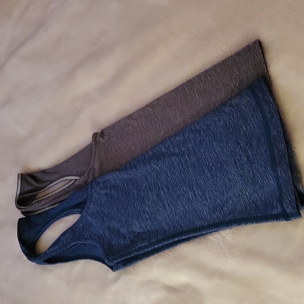 Lululemon Razor back tanks